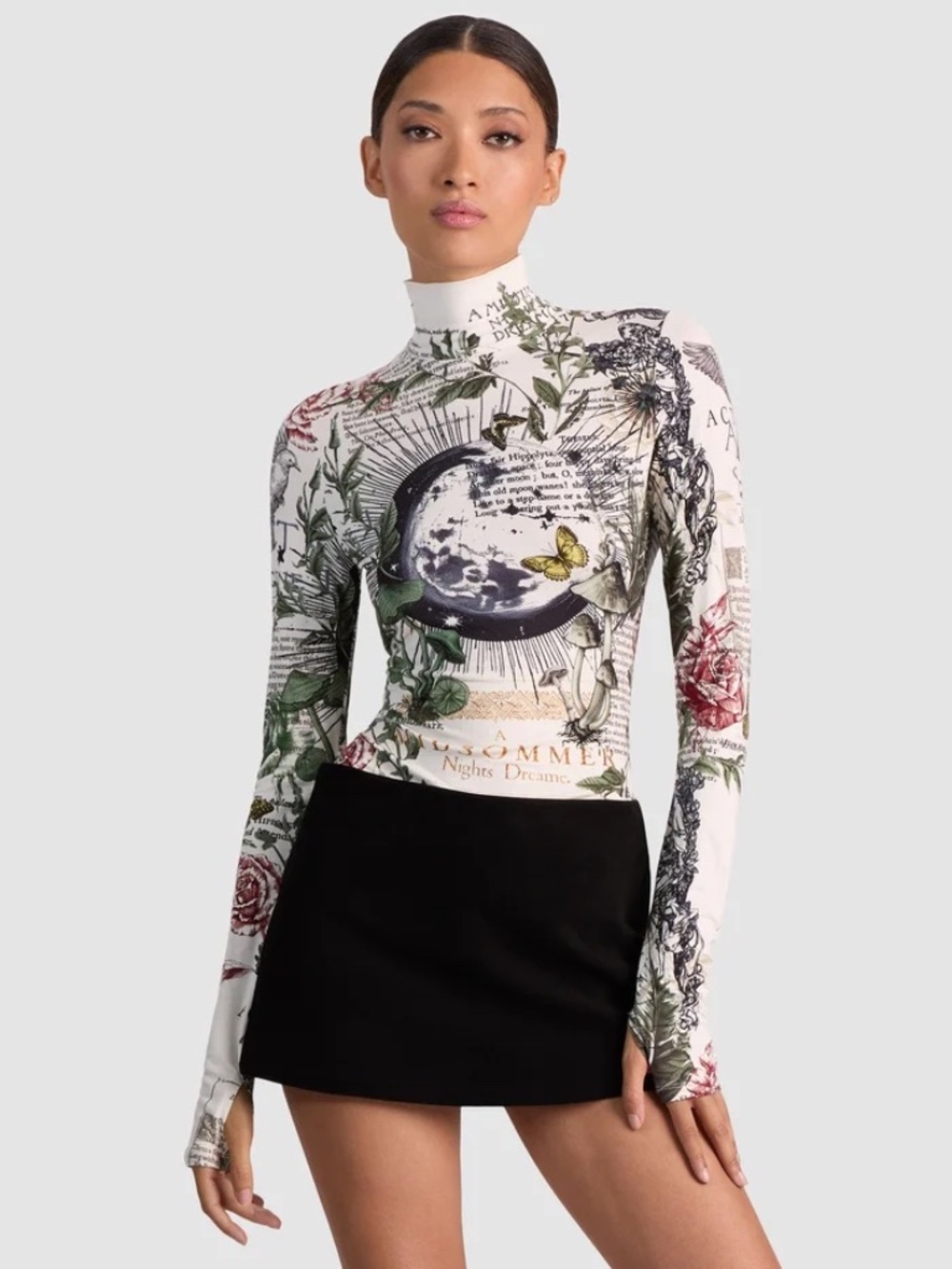 Alice + Olivia Delaina Turtleneck Top Dreamscape Moon Vanilla size S